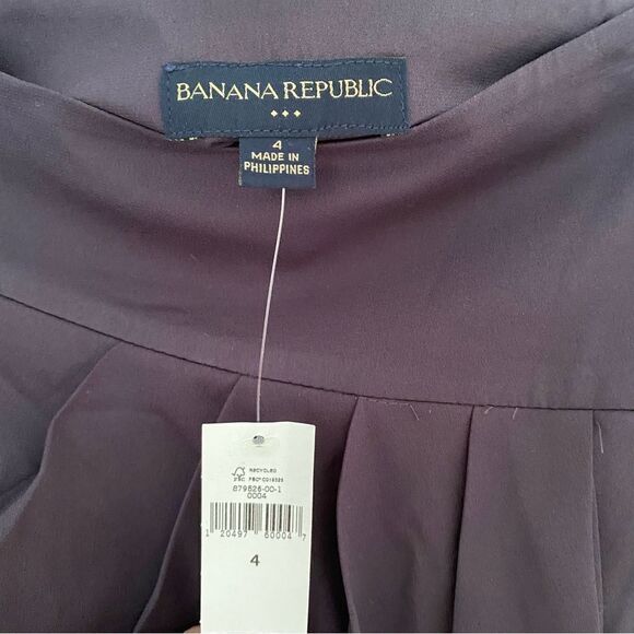 Banana Republic Women’s Draped Front Zipper Closing Mini Skirt size 4 - Picture 2 of 3